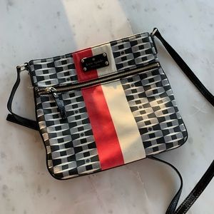 Kate Spade crossbody purse ‘Ellen’ - like new!